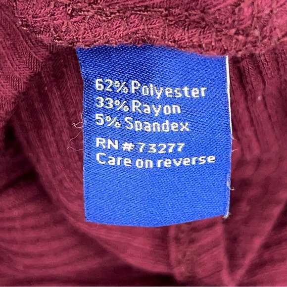 Medium Apt 9 Burgundy Red Short Sleeve Top Knot Accent Ribbed Stretch Casual - Picture 12 of 13